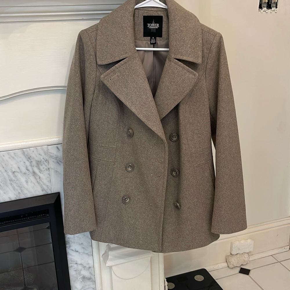 Tower by London Fog beige wool short trench like coat.  Like new!